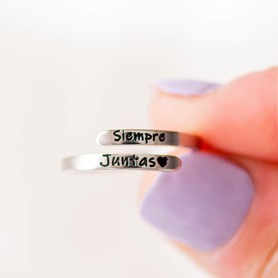 ¡ANILLOS "SIEMPRE JUNTAS X2" – CELEBRA CON UN SÍMBOLO QUE LAS UNE (¡Y 2 JOYAS POR EL PRECIO DE 1!)